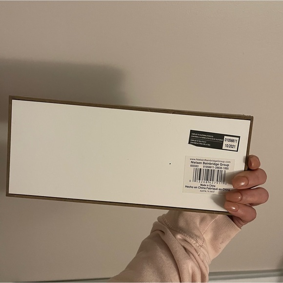 Strong + beautiful sign💪🏼💕 - Picture 2 of 3